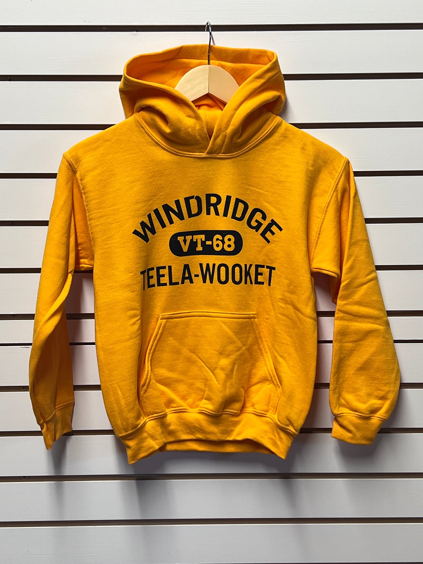 Youth Heavy Blend Hooded Sweatshirt