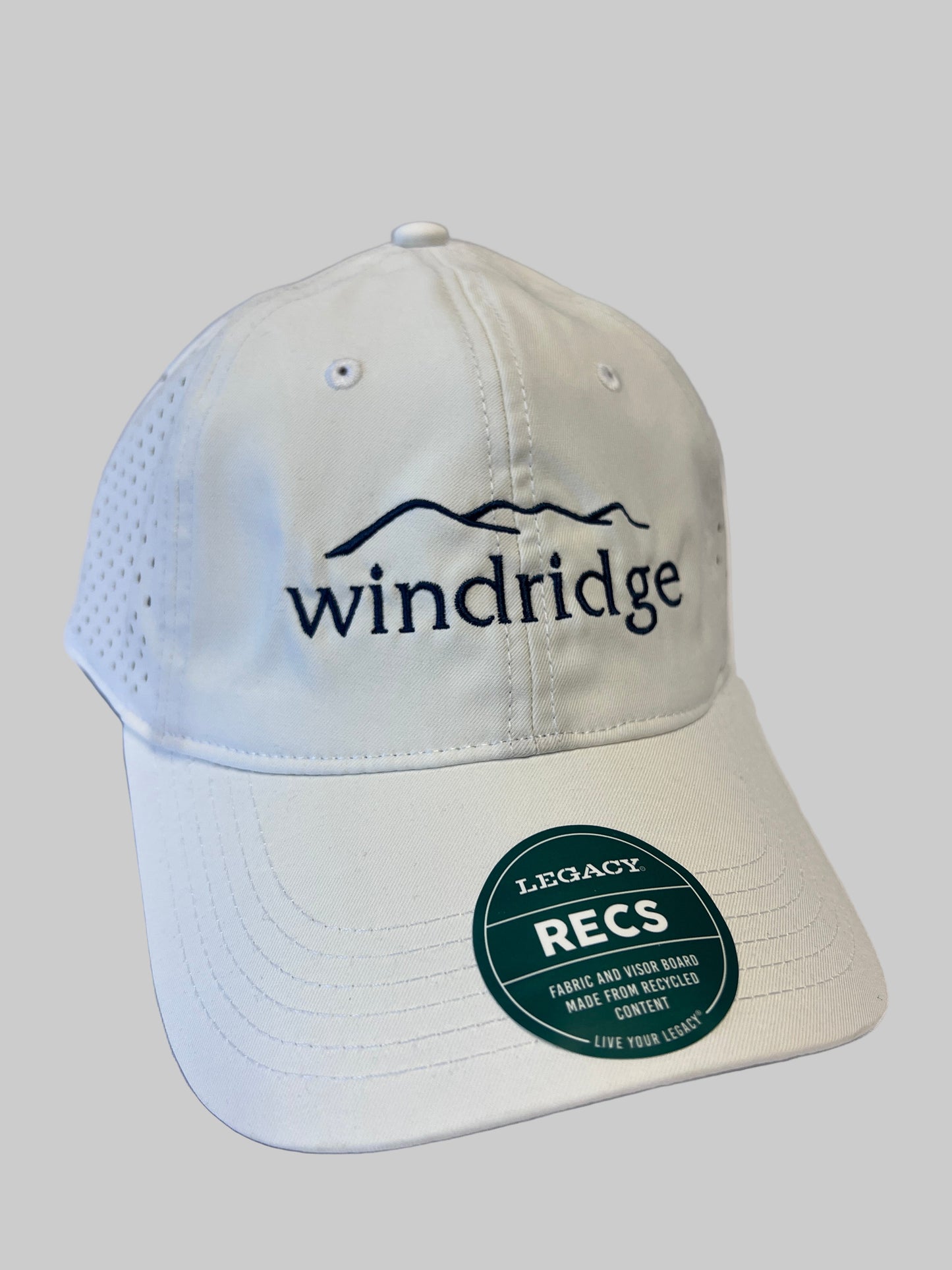 White cap with 'windridge' and 'RECS' logos on a light gray background